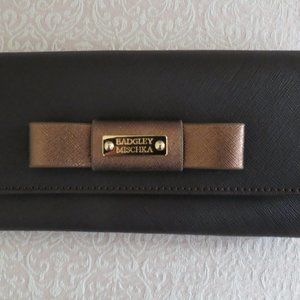 Badgley Mischka Sasha Brown Saffiano Leather Wallet – NWT